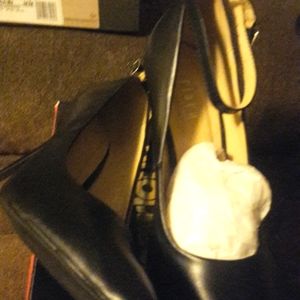 Ladies Black Heel's Size 10